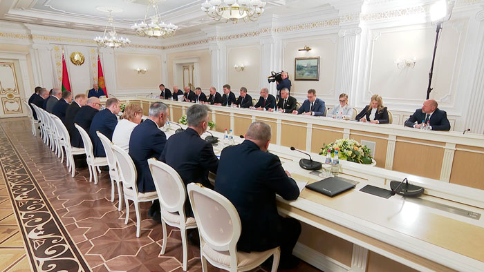 Лукашенко об экологических нормах и требованиях: иногда они нелогичные и излишне жёсткие
