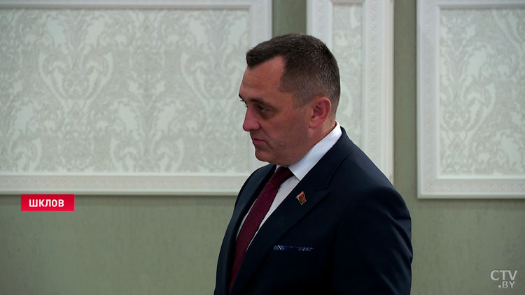 Лукашенко указал на недостатки в сельском хозяйстве! Детали визита Президента в Шклов-10 Лукашенко указал на недостатки в сельском хозяйстве! Детали визита Президента в Шклов-10