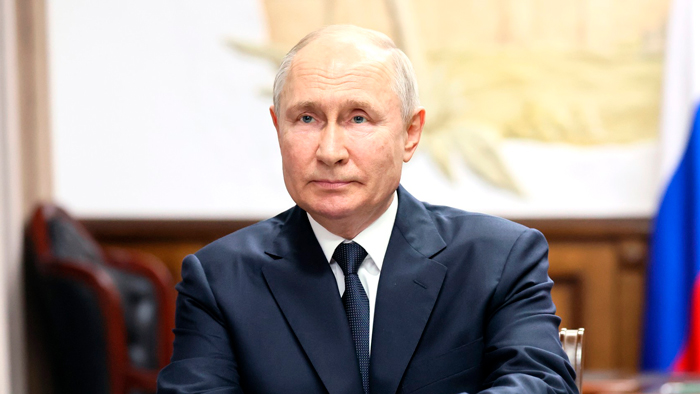 Путин: было дико смотреть на рукоплескание бывшему нацисту в парламенте Канады